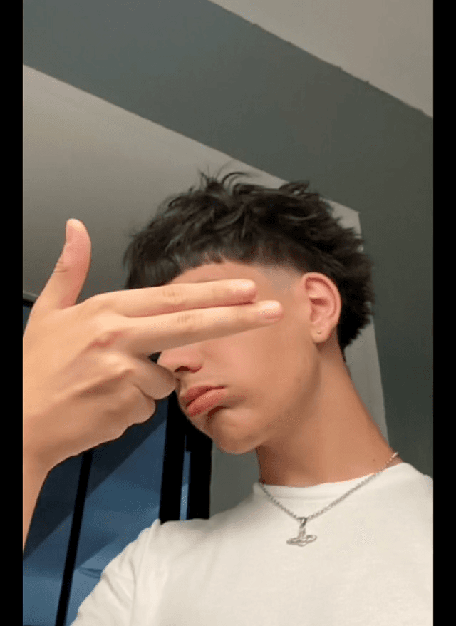 Cool Pose ๐ค