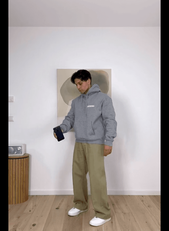 Chill Hoodie Vibes๐ฑ