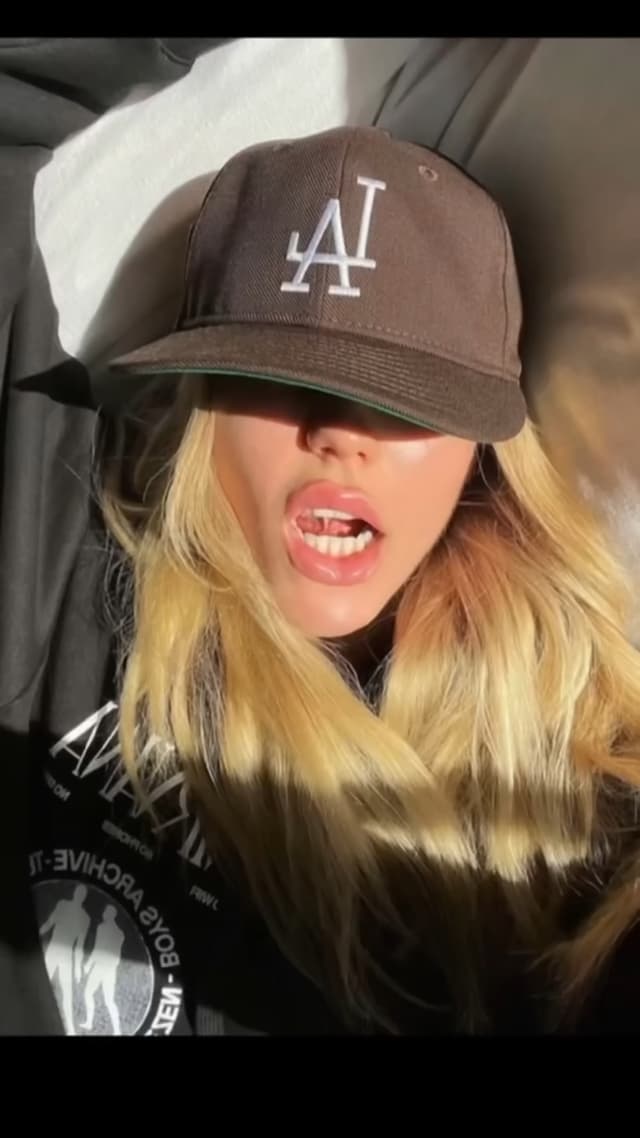 Cap_Shadow ๐