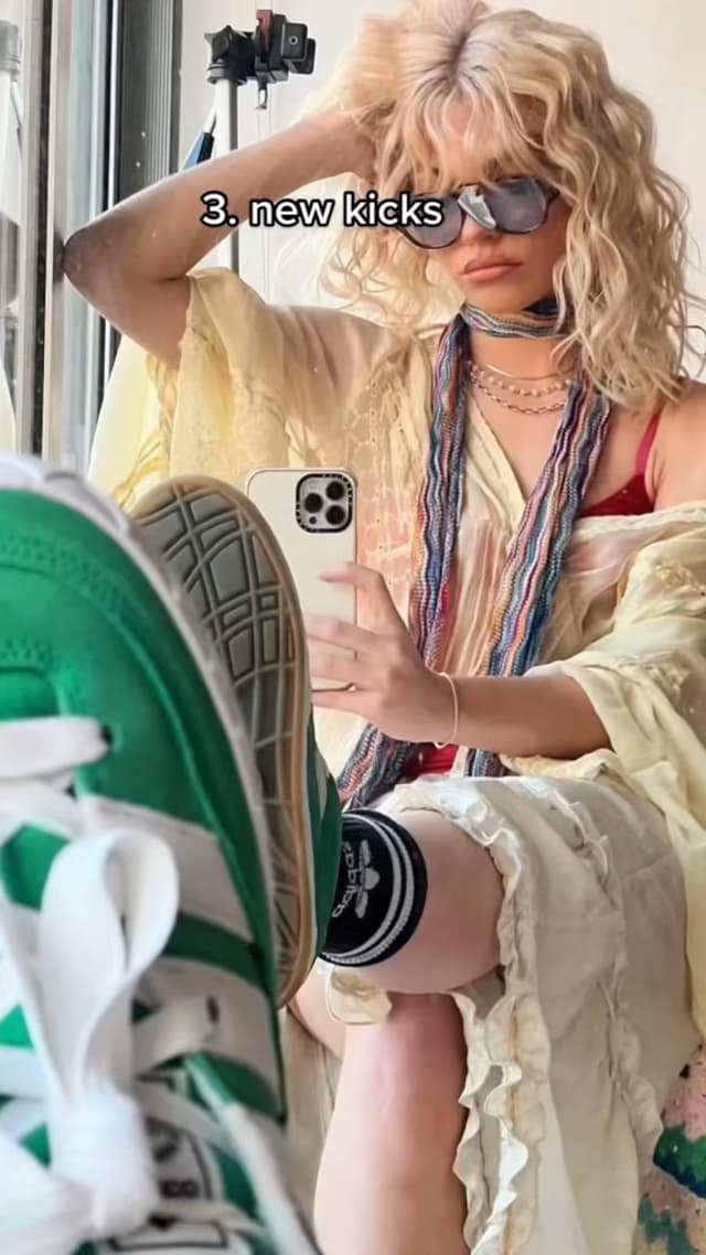 New kicks ๐